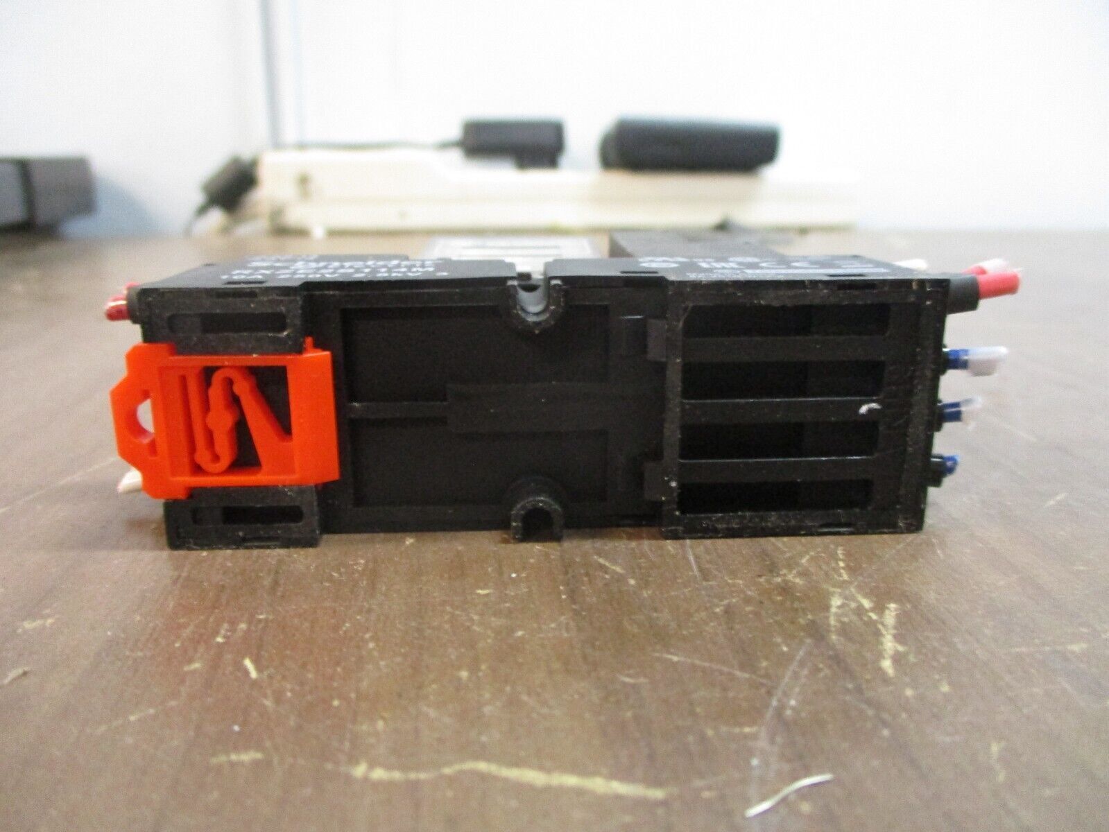 Schneider Electric Relay RXM4AB2F7 120V Coil w/ Base Used