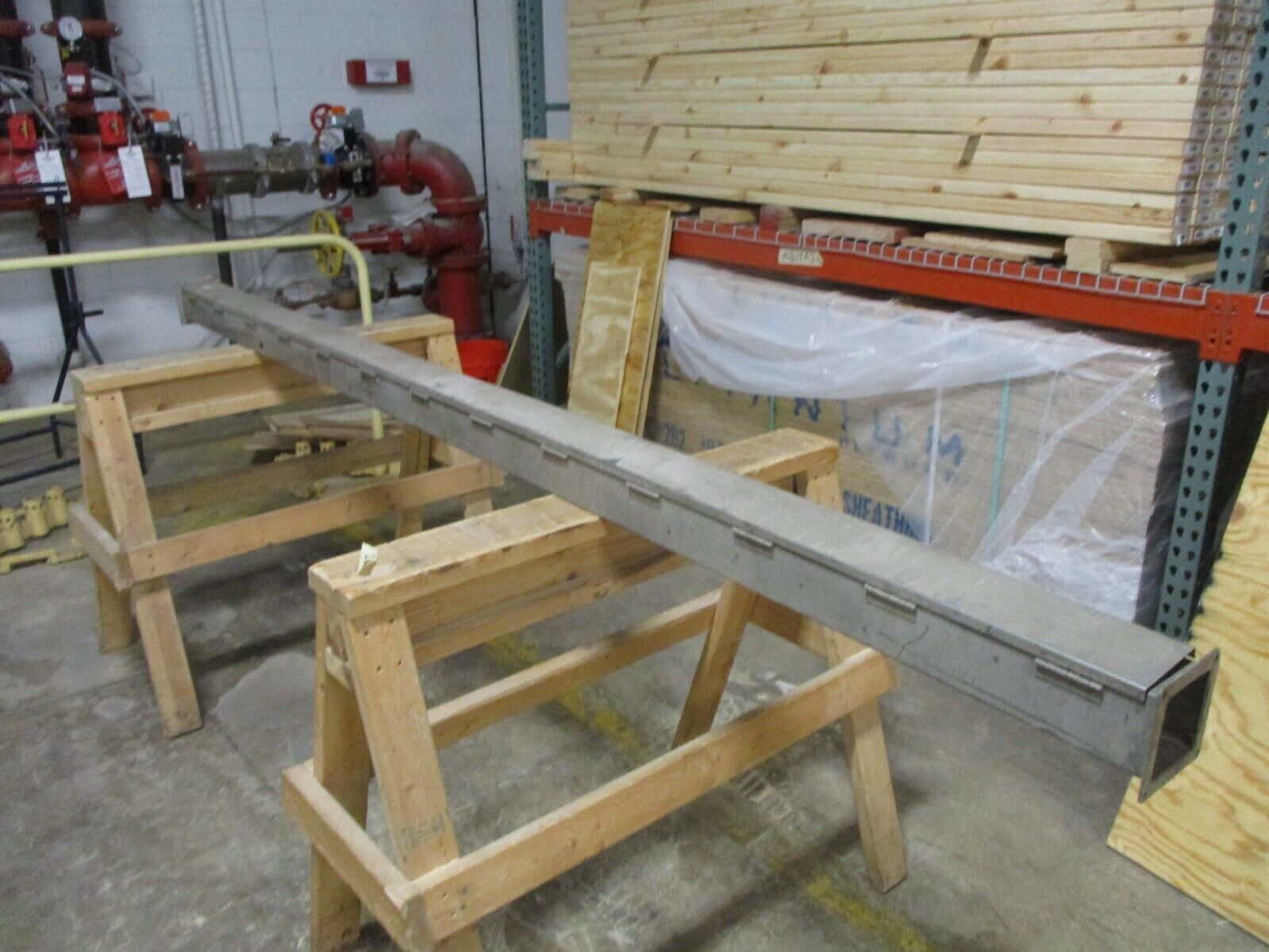 Hoffman 4X Stainless Steel Wireway F44W120SS Size: 4x4x120" Used