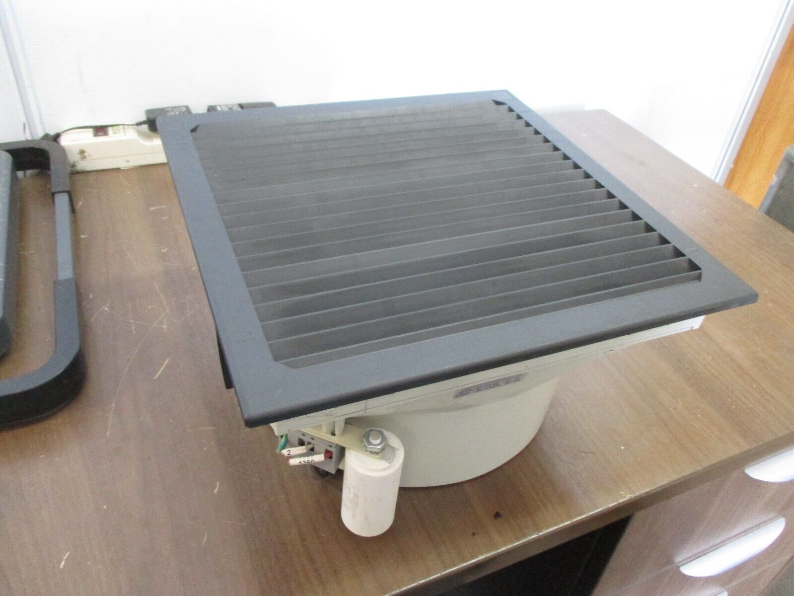 Mclean Fan Package SF-1316-423 115V 1Ph 50/60Hz 1.05 / 1.47A 120/175W