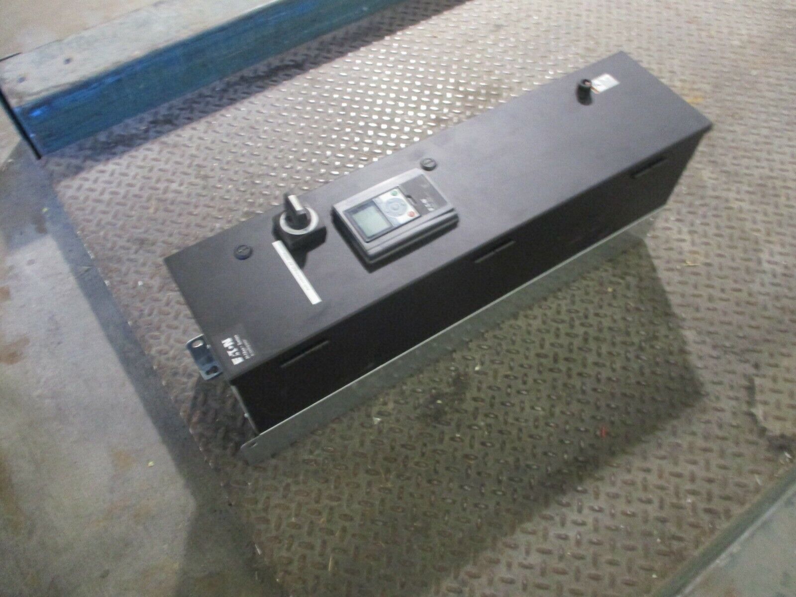 Eaton H-Max Series AC Drive w/ Intellipass Bypass HMX01434NA 10HP 3Ph Used