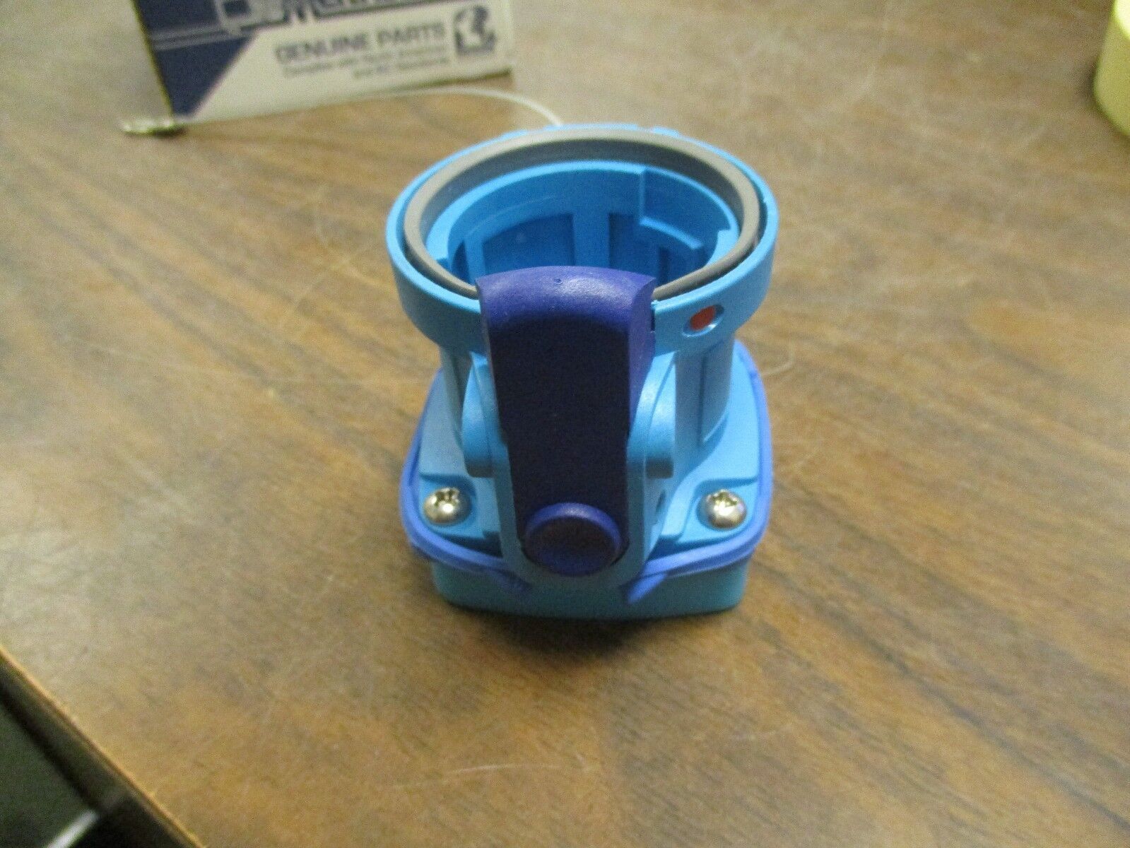 Meltric DSN1 Locking Cap 61-1A826 New Surplus