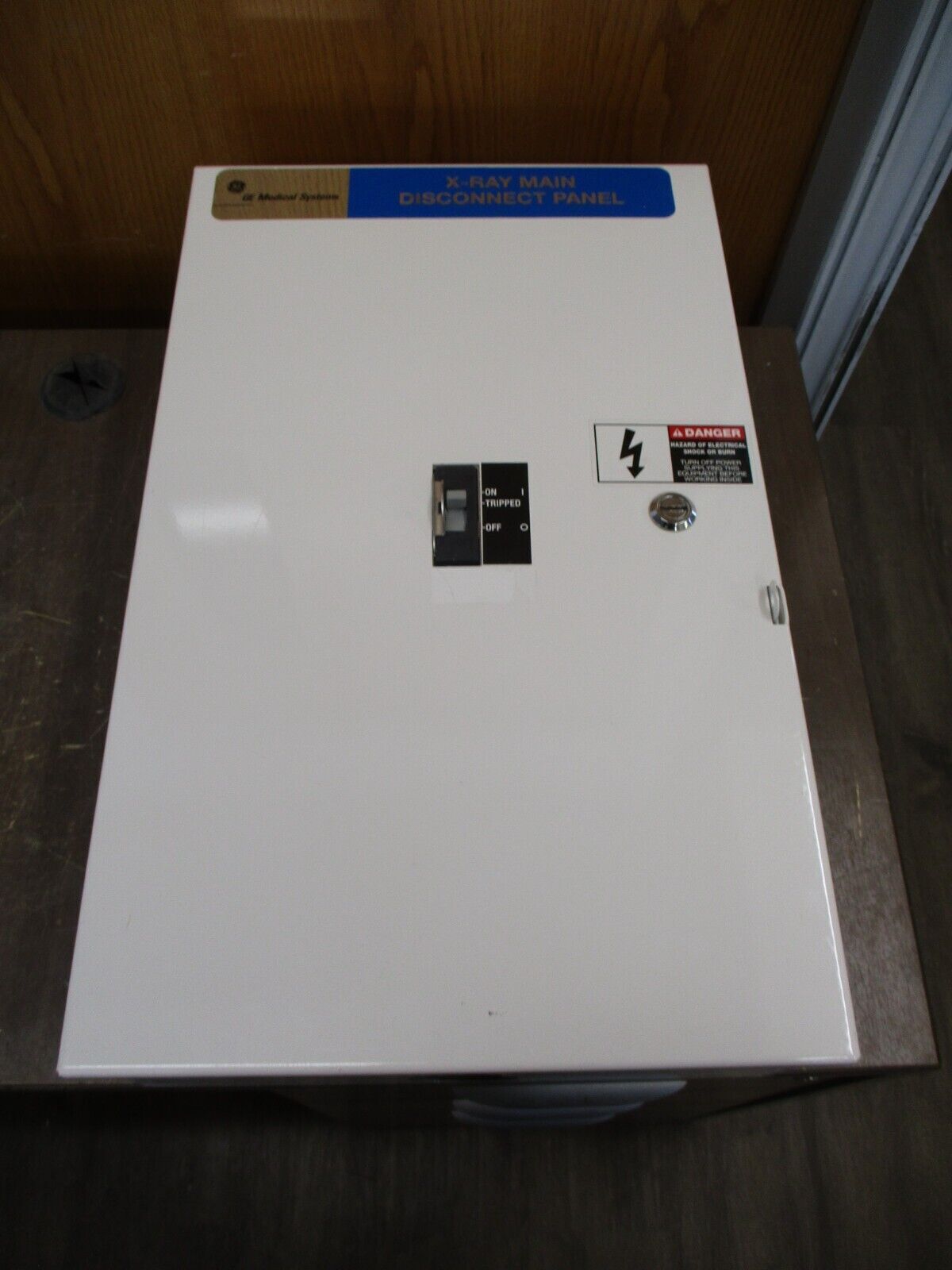 GE GE Medical Systems X-Ray Main Disconnect Panel R4502JB 80A 480V 3Ph Input