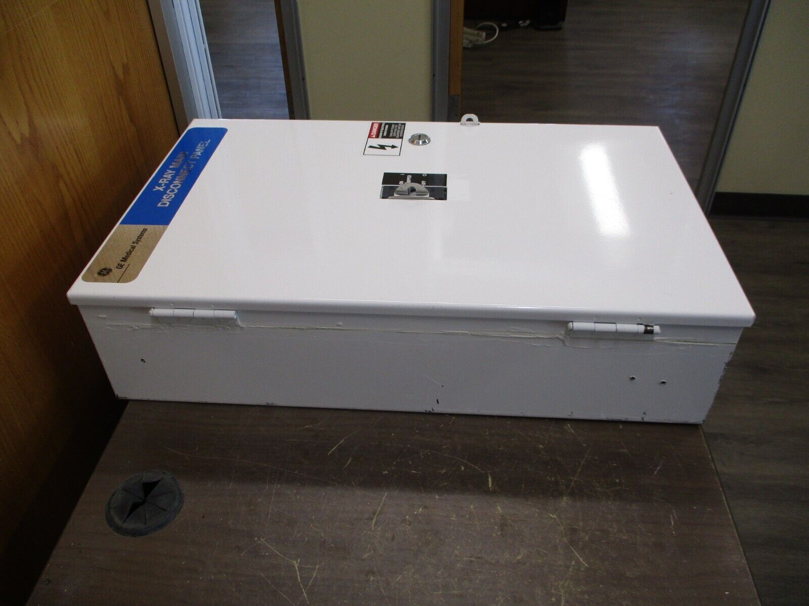 GE GE Medical Systems X-Ray Main Disconnect Panel R4502JB 80A 480V 3Ph Input