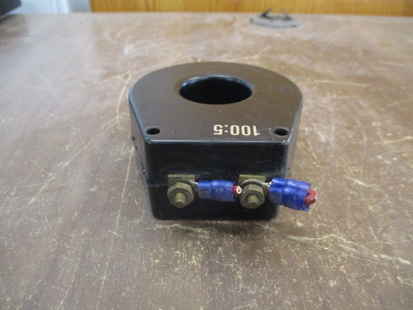 Westinghouse Current Transformer 4714A84H05 Ratio 100:5A 600V 50-400 Hz Used