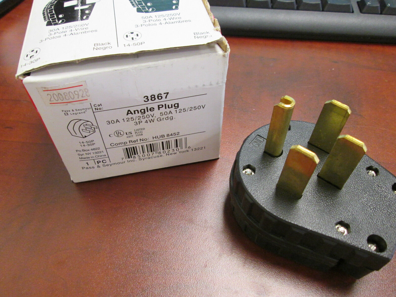 Pass & Seymour 30A Angle Plug 3867 New
