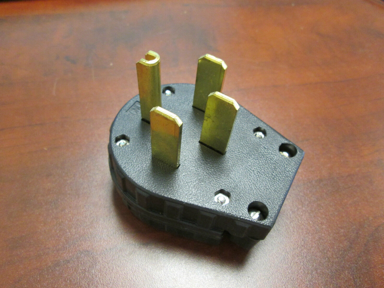 Pass & Seymour 30A Angle Plug 3867 New