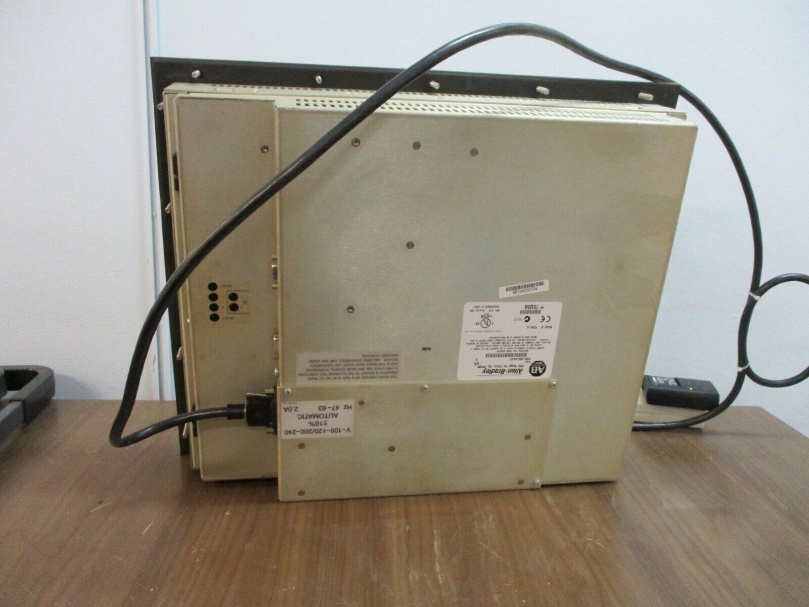 Allen-Bradley Industrial Flat Panel HMI 6185-DBCAAAZ Ser. A 100-120/200-240V