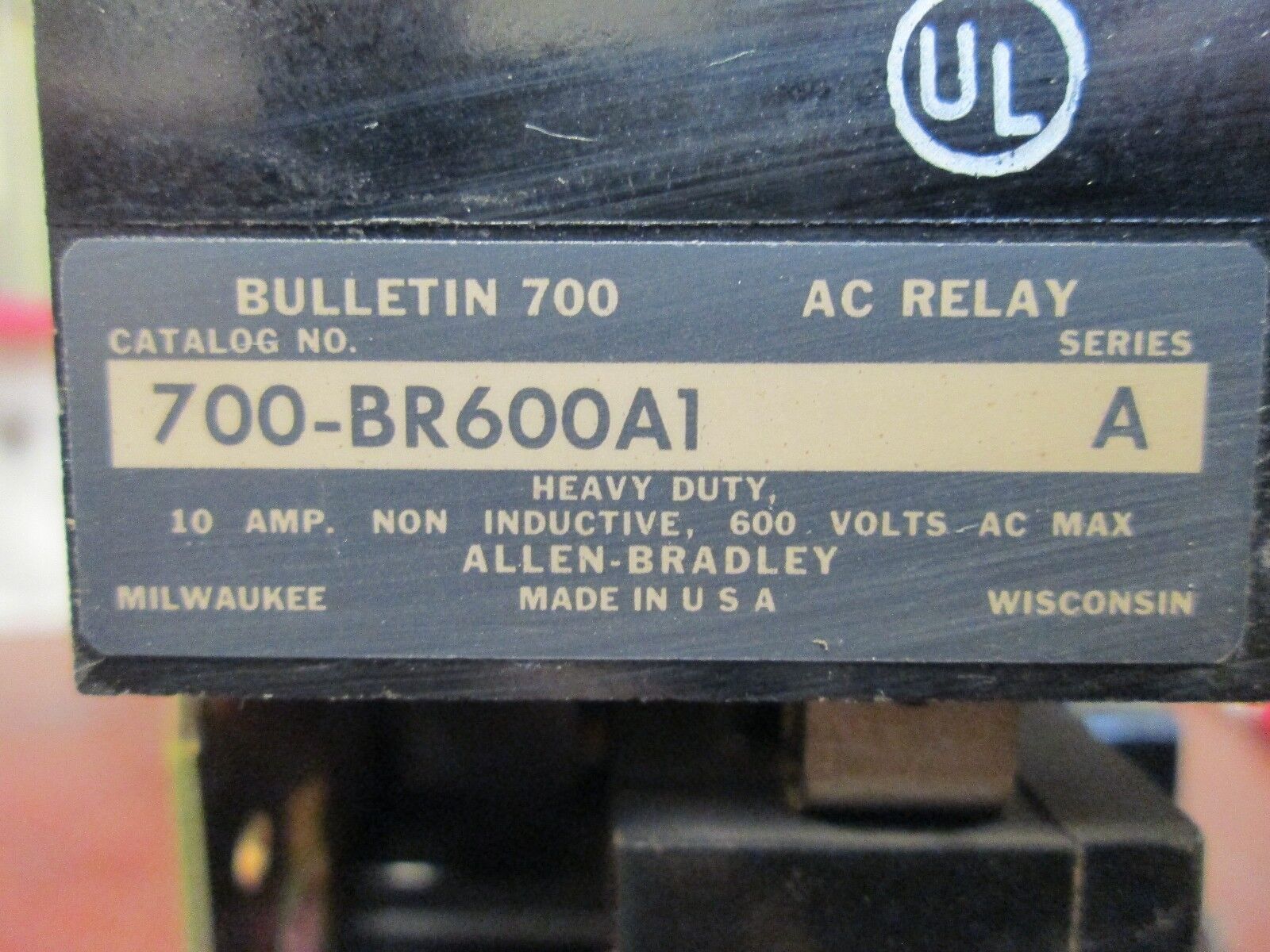 Allen-Bradley Control Relay 700-BR600A1 10A 600V 120V Used