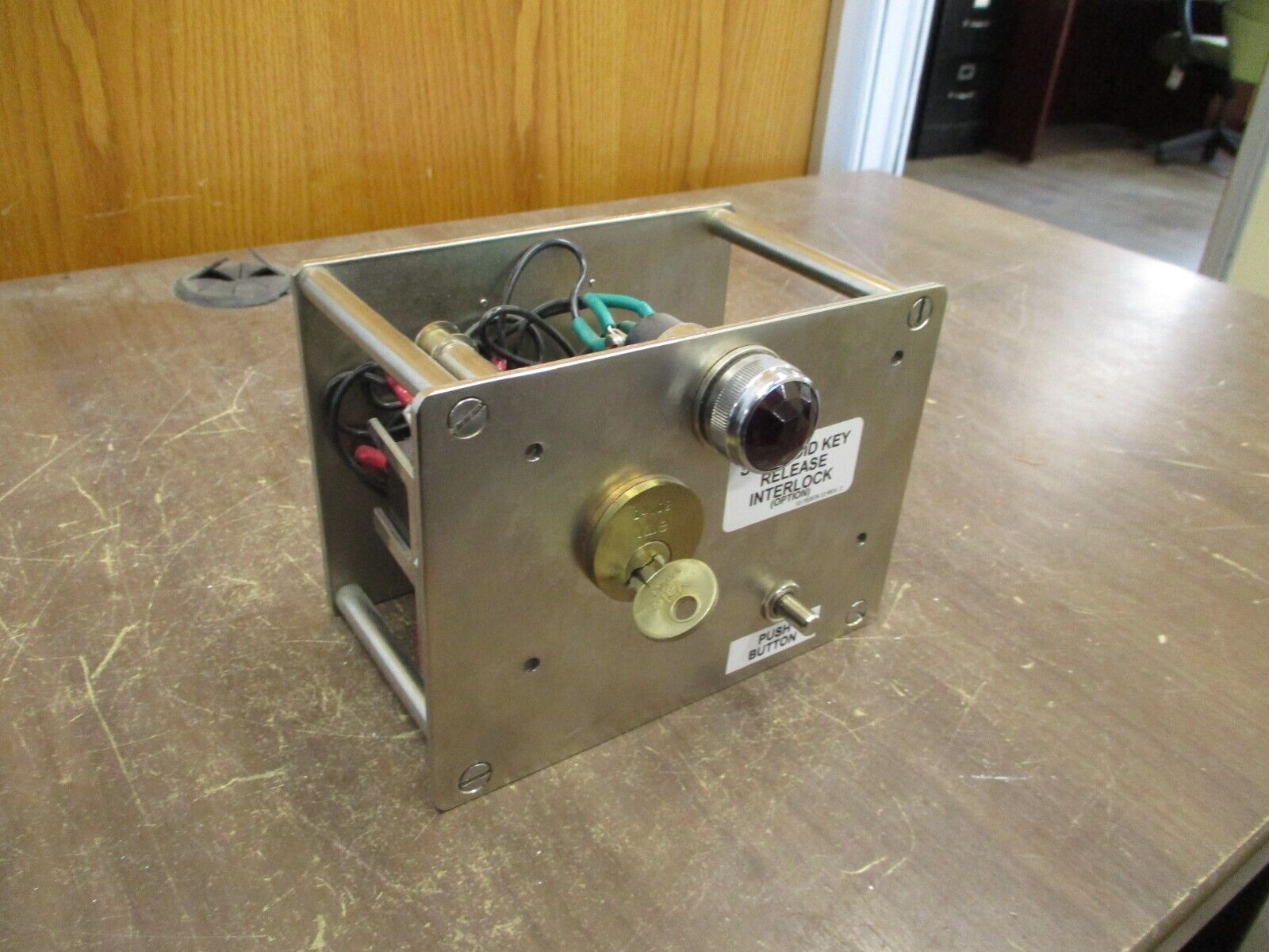 Superior Electrical Interlock S1059001YPBL Used