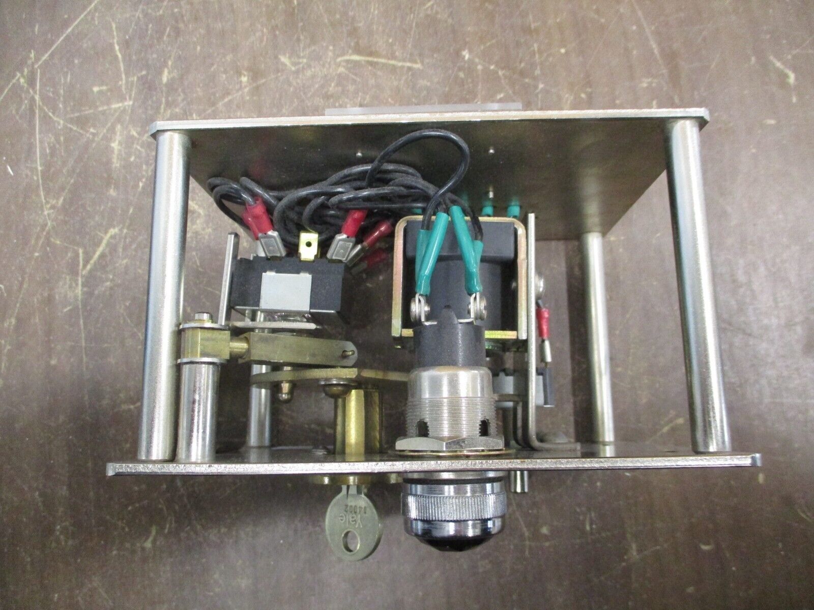 Superior Electrical Interlock S1059001YPBL Used