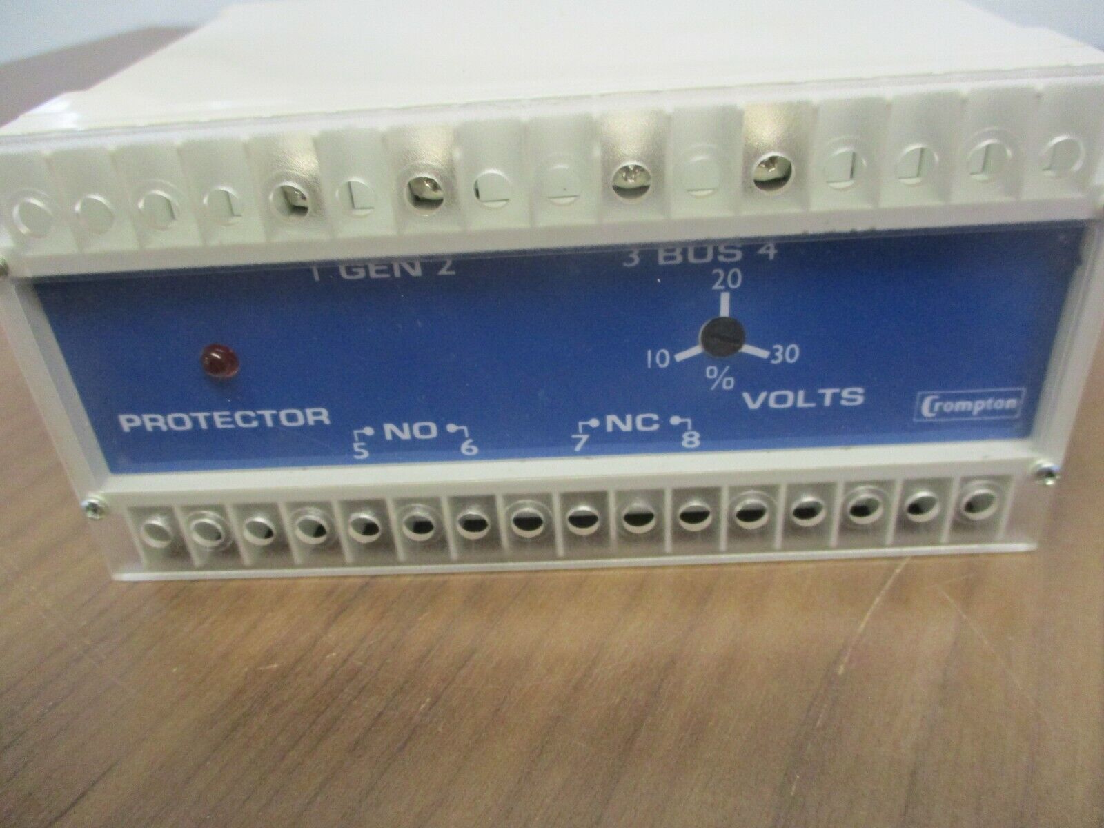 Crompton Protector Relay 256-PLDU-R4BX-C7 220VAC 50/60Hz New Takeout