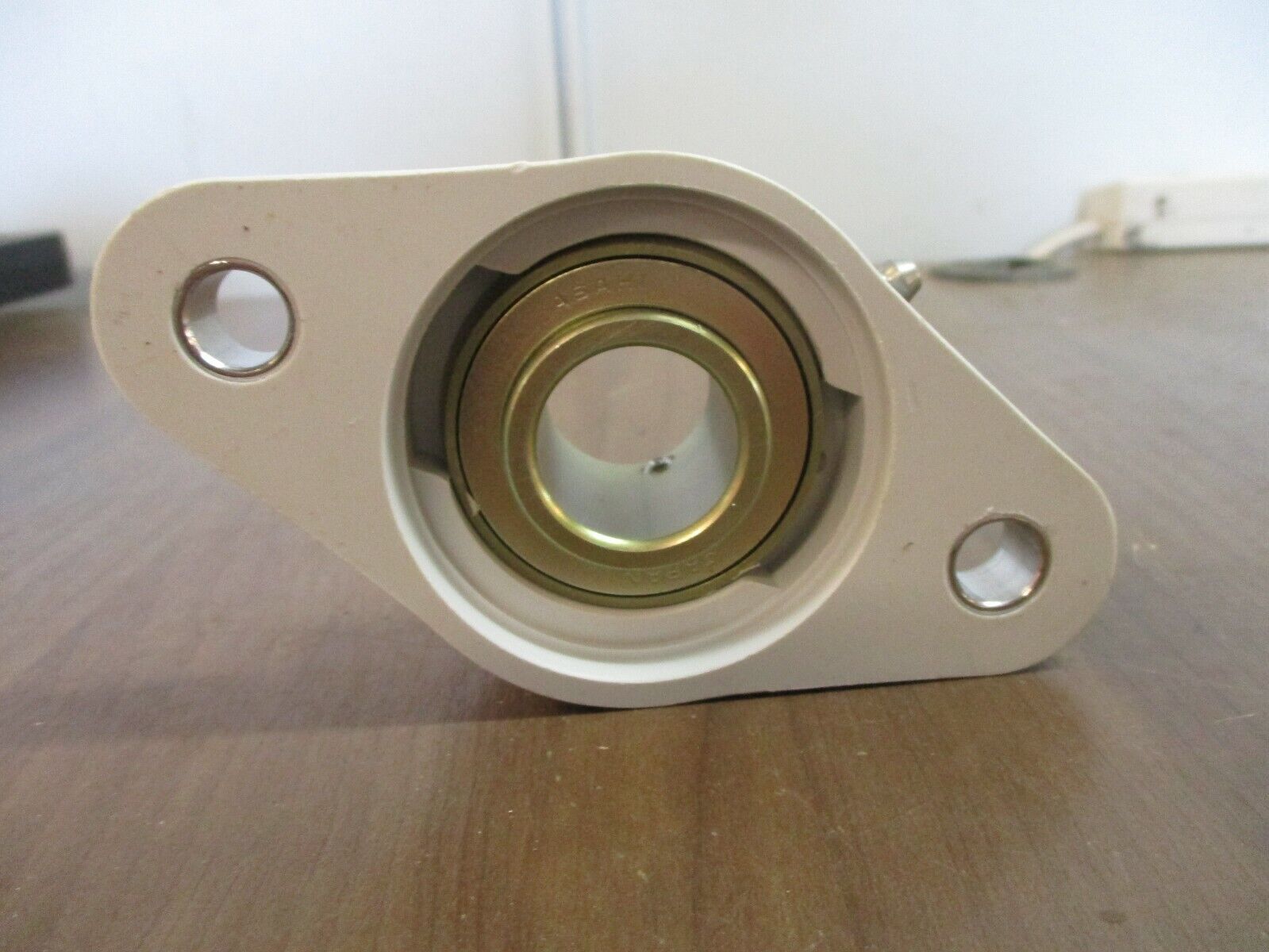 AMI Flange Ball Bearing UCNFL205-16MZ2W New Surplus