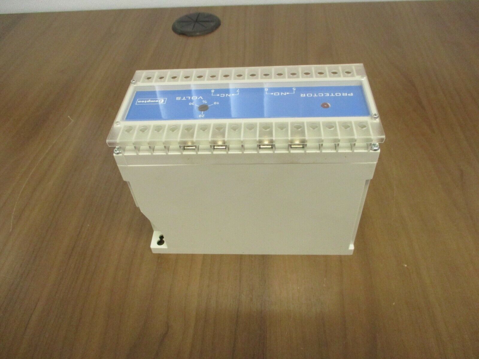 Crompton Protector Relay 256-PLDU-R4BX-C7 220VAC, 50/60Hz, New Takeout