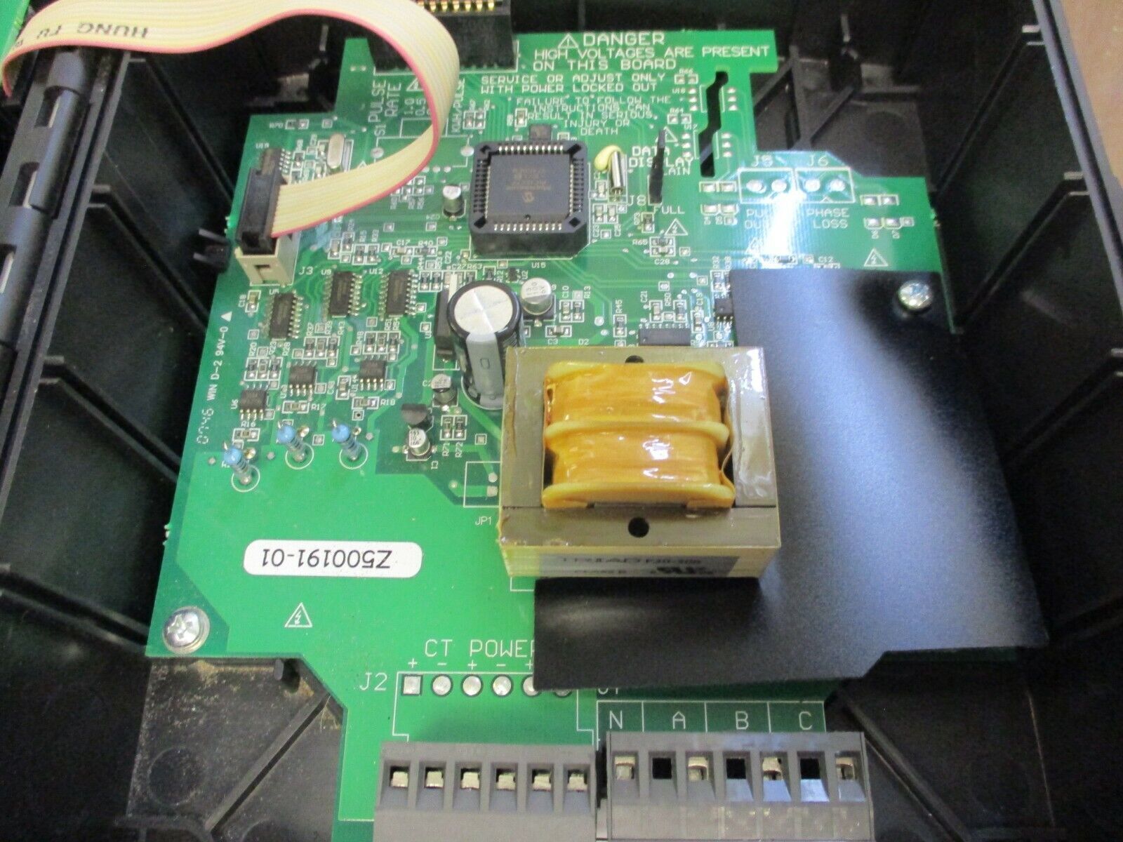 Veris Hawkeye 8100 Energy Meter H8150-0200-1-3 120/208Y/240V 1-3Ph 50VA 50-60Hz