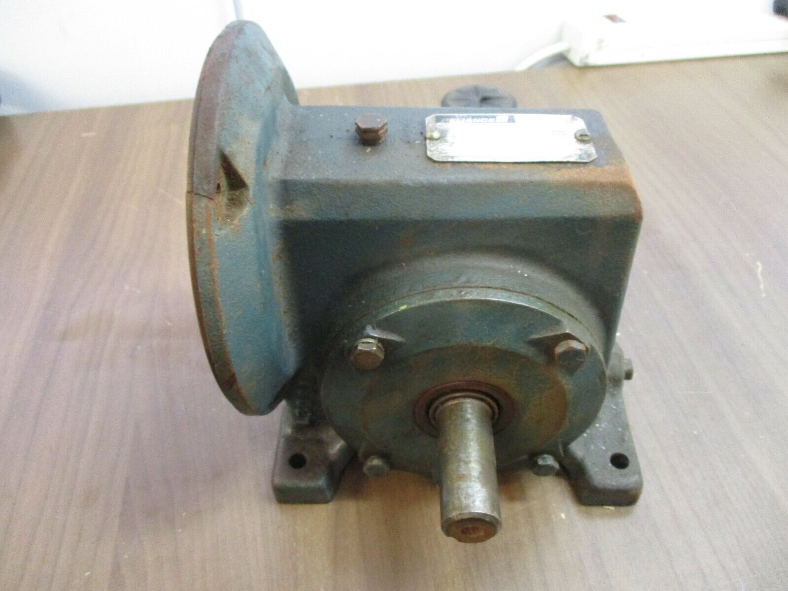 Reliance Master XL Gear Reducer 145WG16A Ratio: 7.5 1.5HP In Used