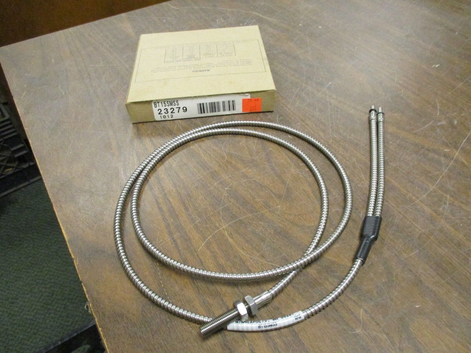 Banner Fiber Optic Cable BT15SMSS Sensing End Trip 1.6mm Diameter New Surplus