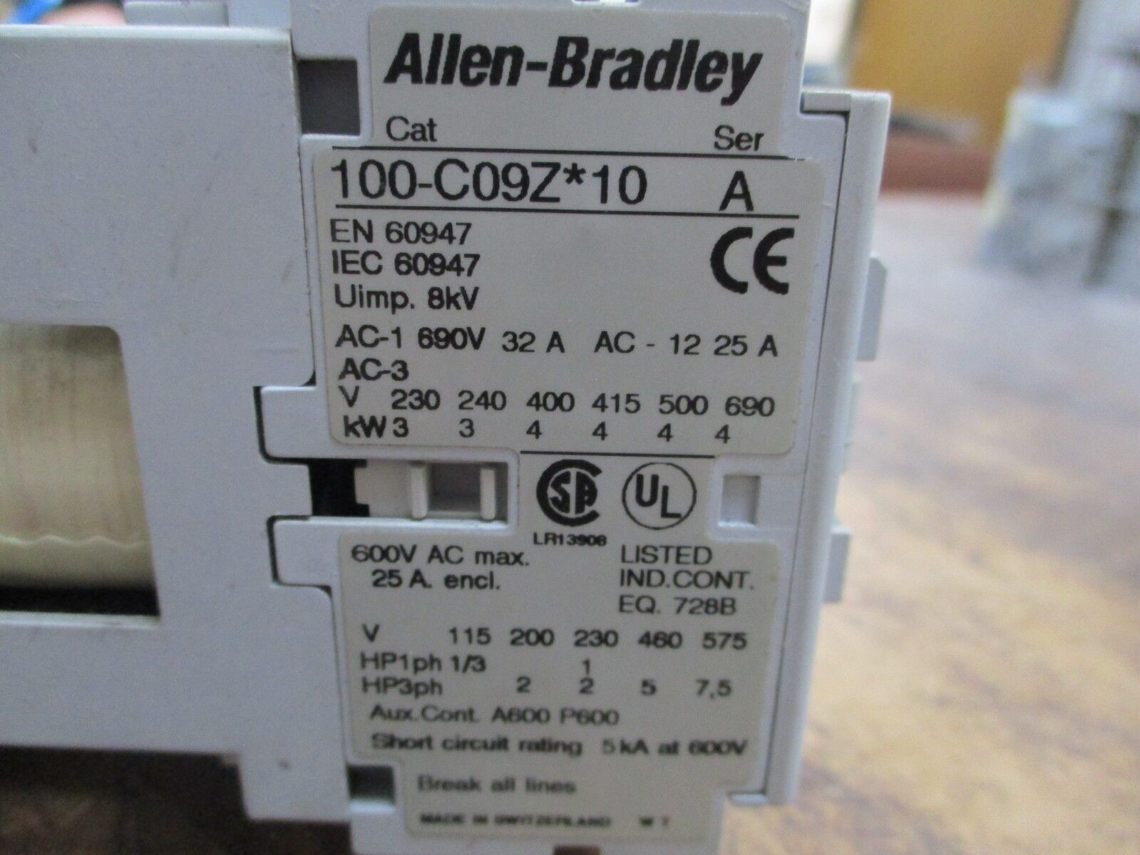 Allen-Bradley Contactor 100-C09Z*10 32A 24VDC Coil Used
