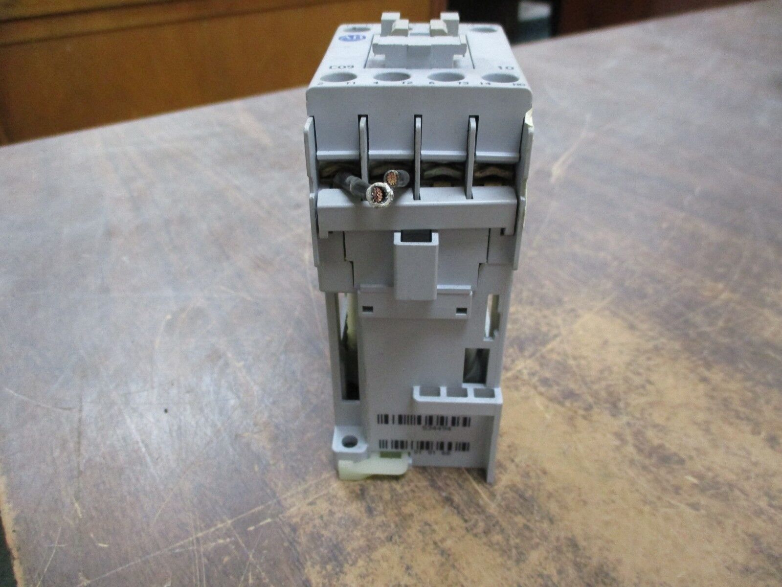 Allen-Bradley Contactor 100-C09Z*10 32A 24VDC Coil Used