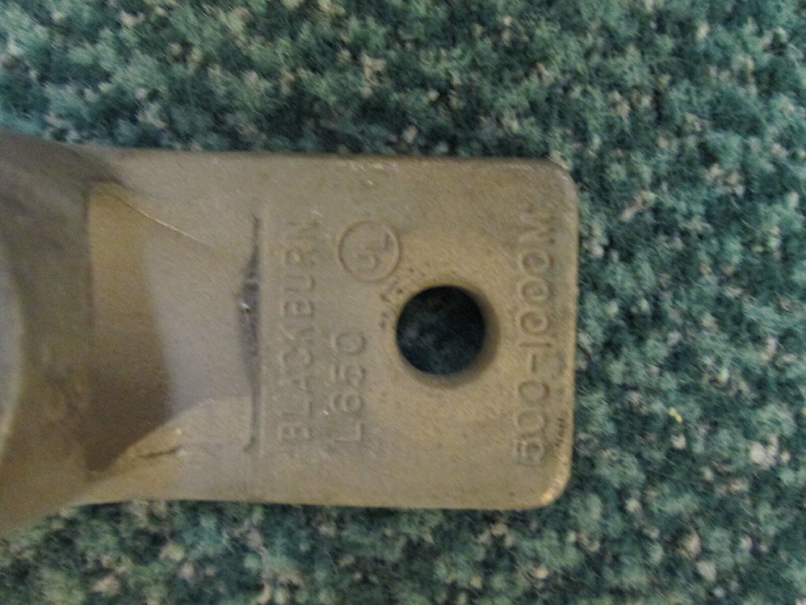 Solid Copper Screw Lug, L650, 500-1000M, New Surplus!