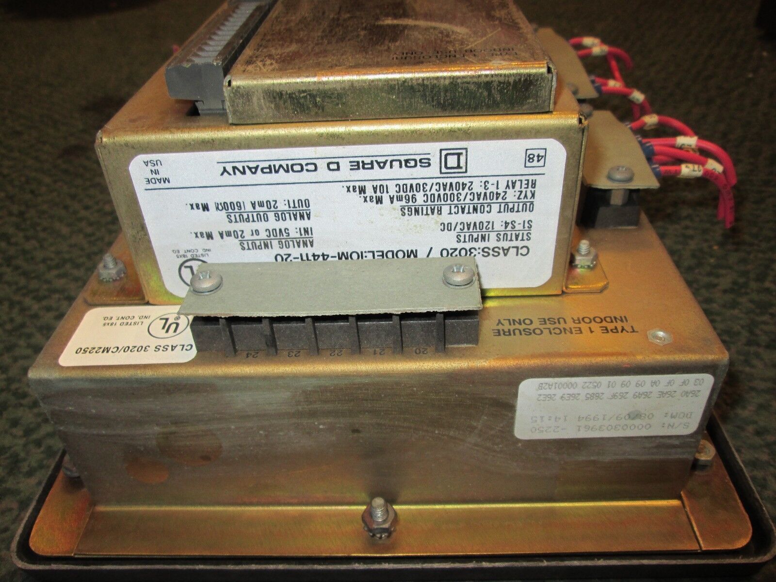 Square D Power Logic Circuit Monitor 3020 CM2250 3020 IOM-4411-20 Used