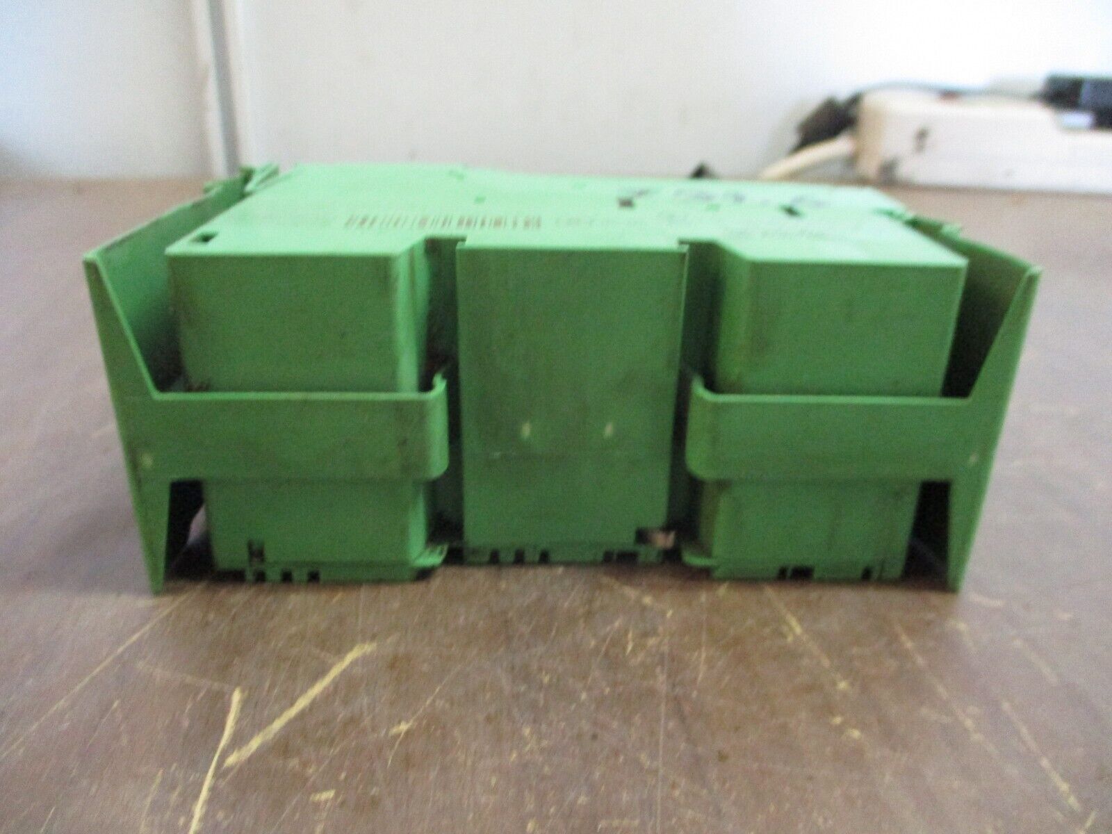 Phoenix Contact IBS IL 24 BK-T/U Interbus Coupler 2742094 HW: 05 Used