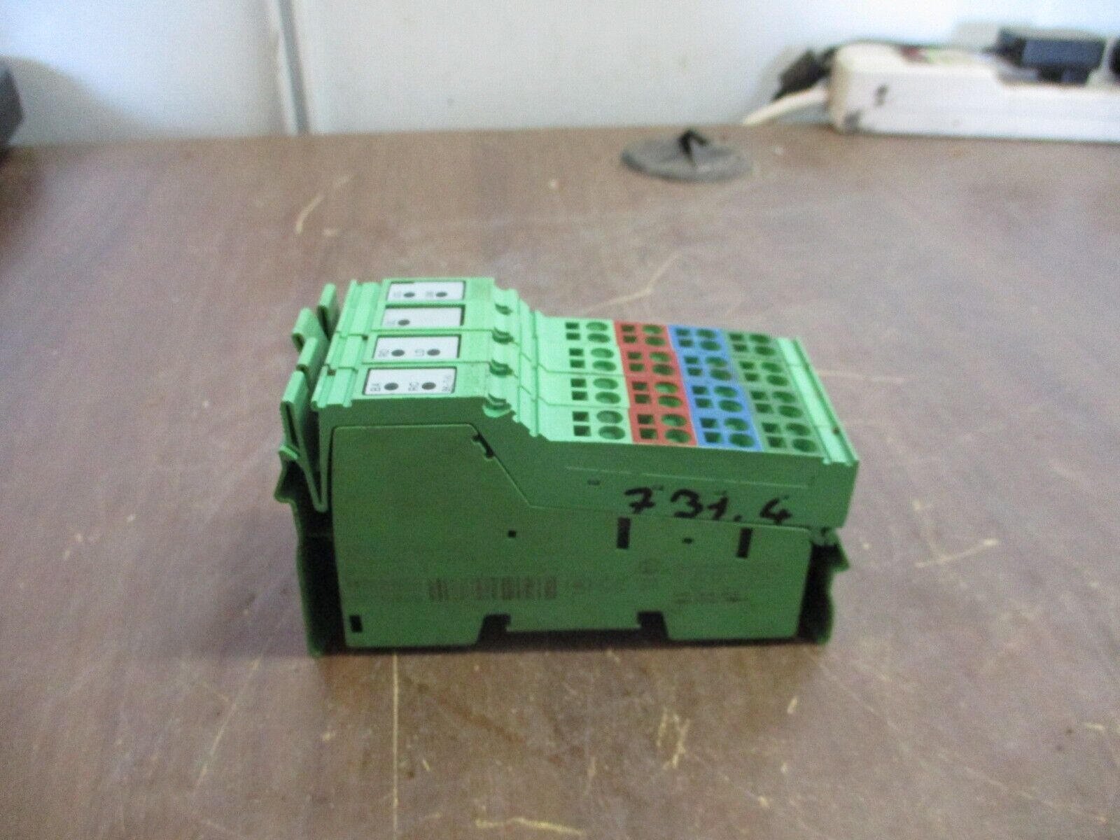 Phoenix Contact IBS IL 24 BK-T/U Interbus Coupler 2742094 HW: 05 Used