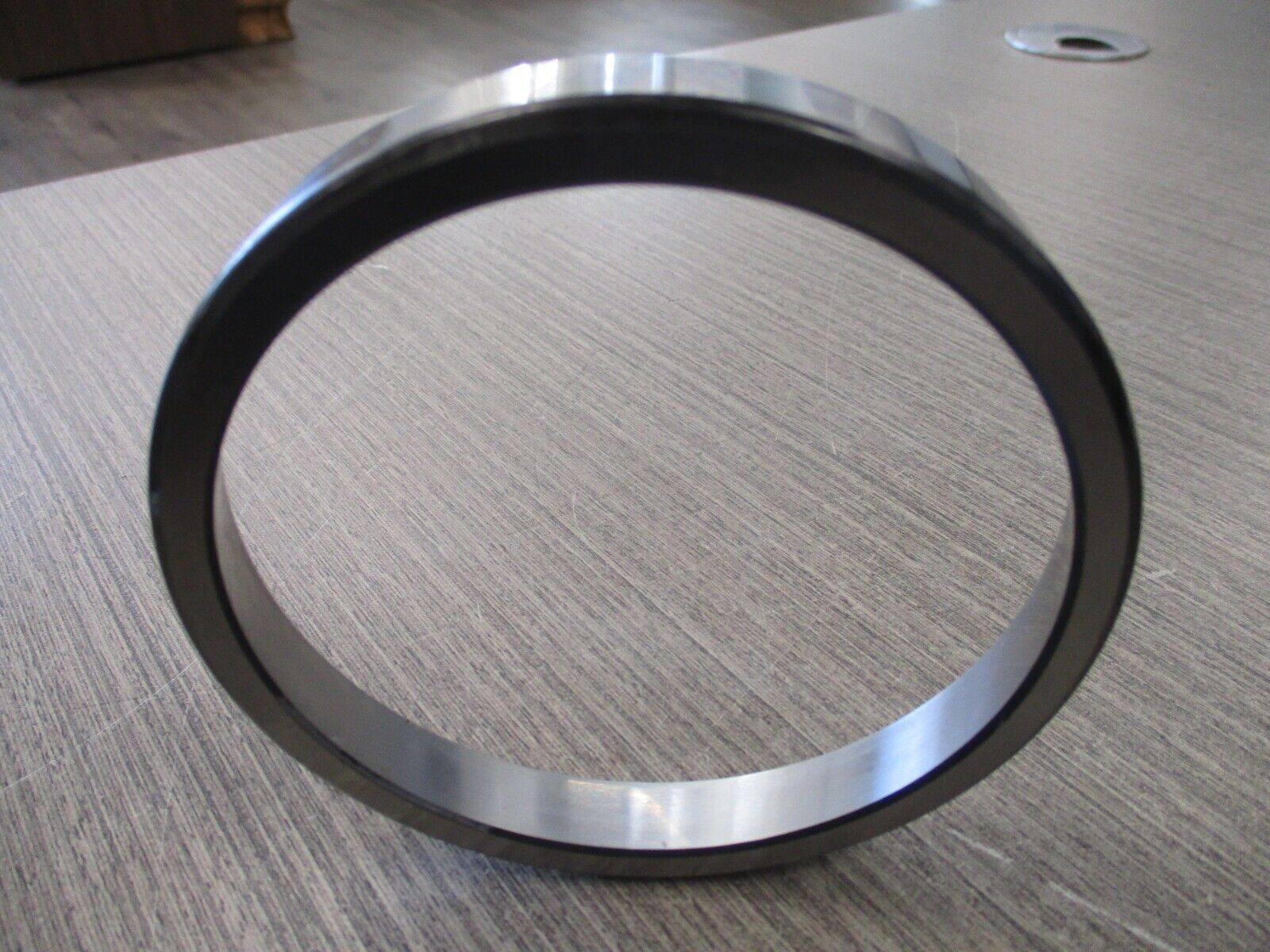 Timken Tapered Roller Bearing L713010 New Surplus