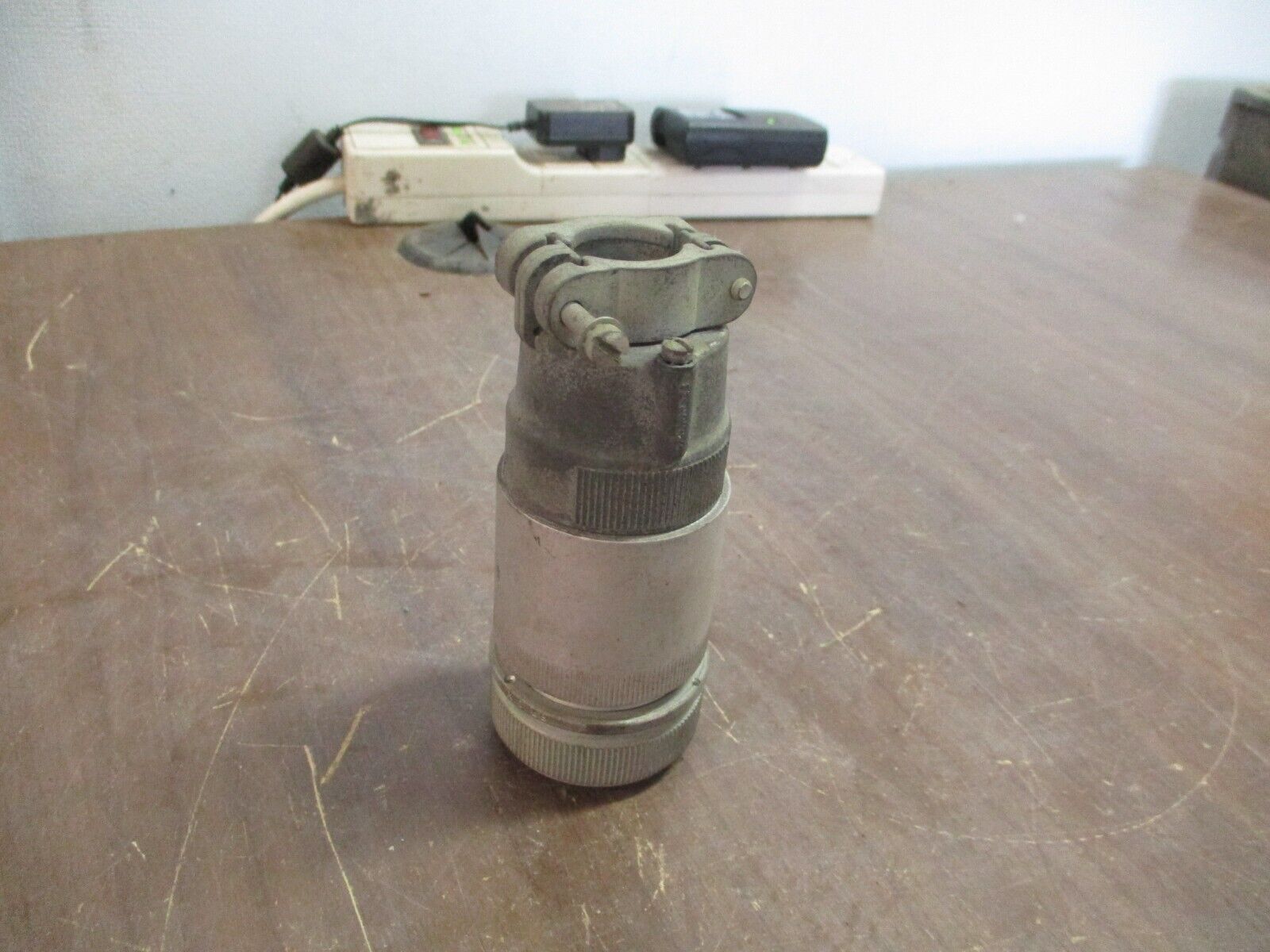 Amphenol Plug CB3106A28-21P 37-Pin Used