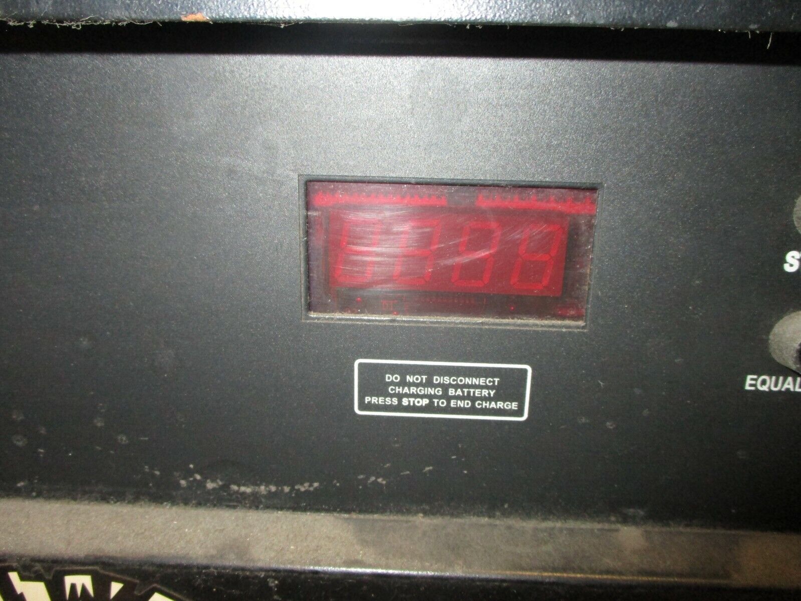 Douglas Gold Series Legacy Power System Battery Charger DLG3B24-865 865AH Used