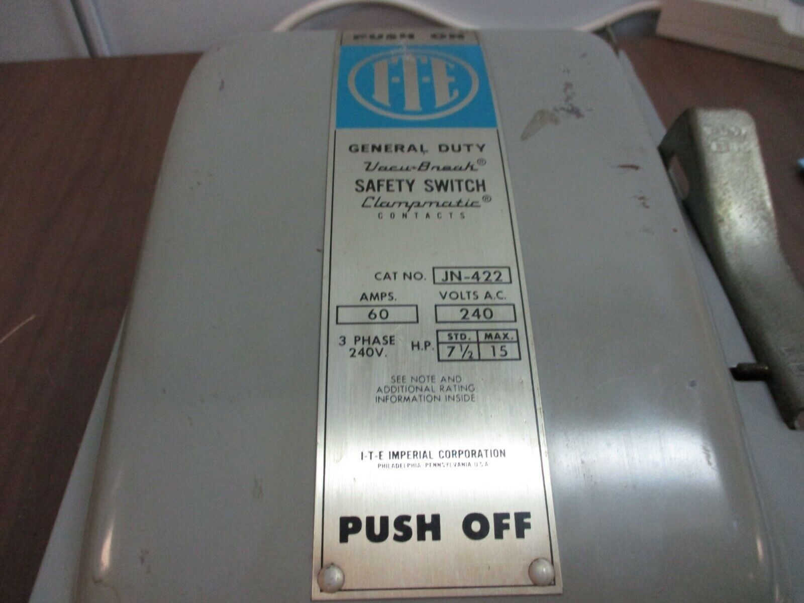 ITE Fusible Safety Switch/Disconnect JN-422 60A 240V 3Ph Used