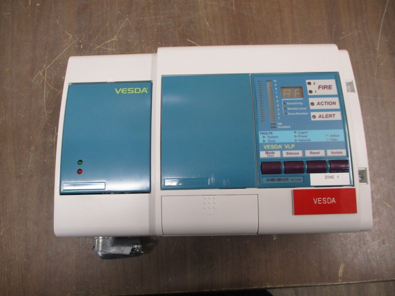 Xtralis Vesda VLP Aspirating Smoke Detector VLP-400 18-30VDC w/ Keypad Used