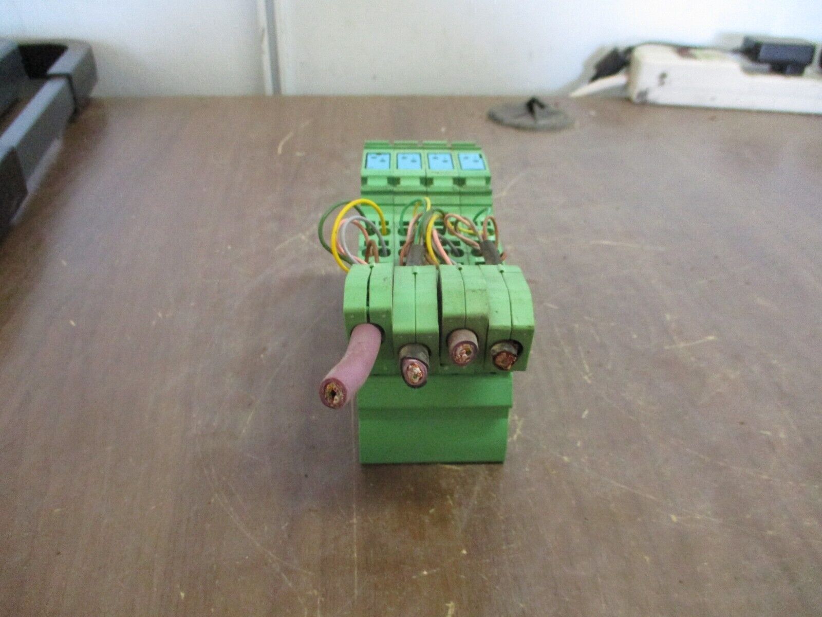 Phoenix Contact IBIL24DI8 Interbus Coupler 2726227 HW: 02 Used