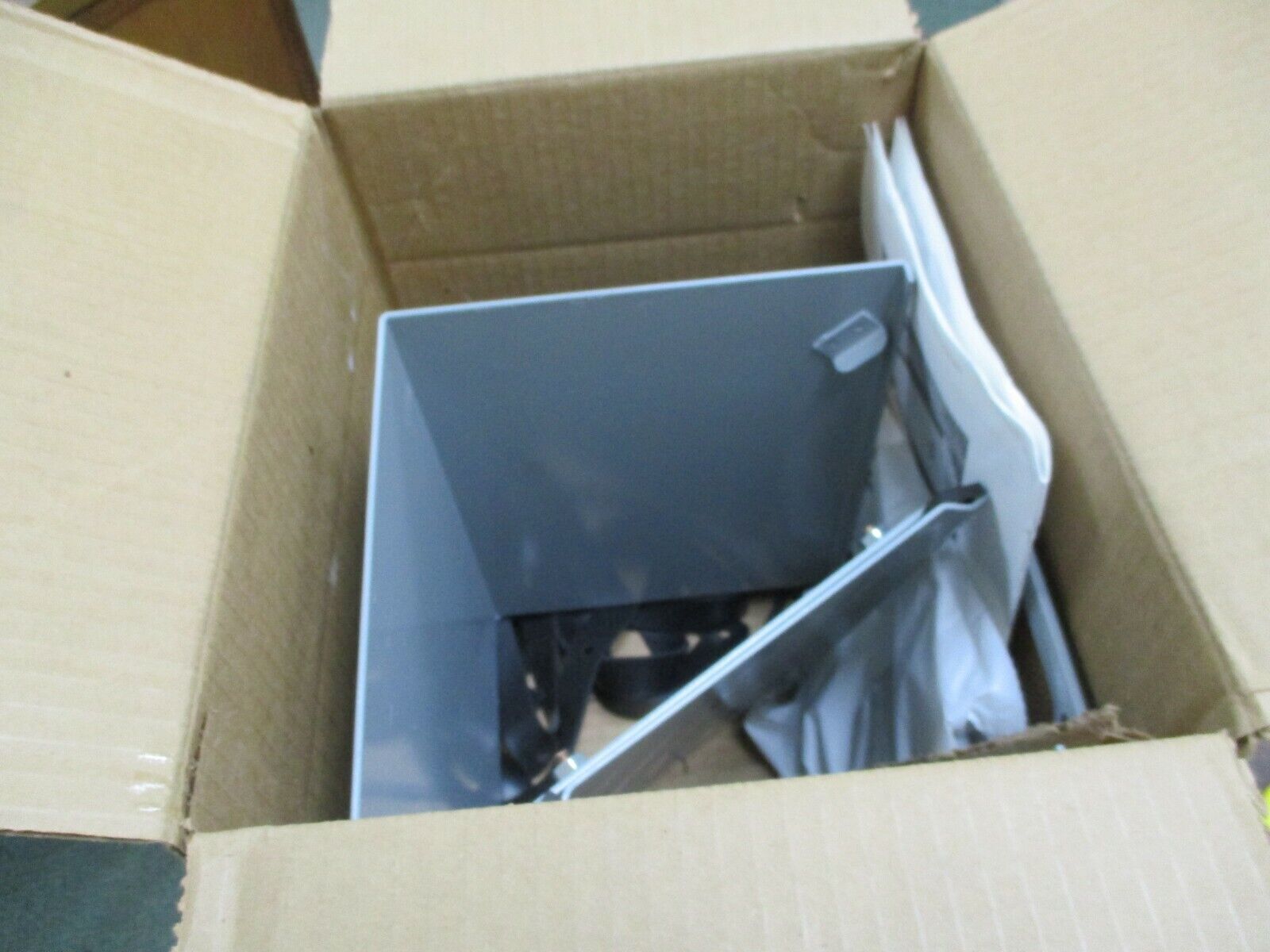 Hoffman Lay-In Telescope Fitting F88LA Size: 8x8" New Surplus