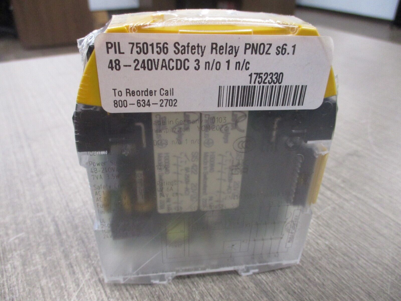 Pilz Safety Relay 750156 PNOZ s6.1 48 -240V AC/DC 3n/o 1 n/c New Surplus