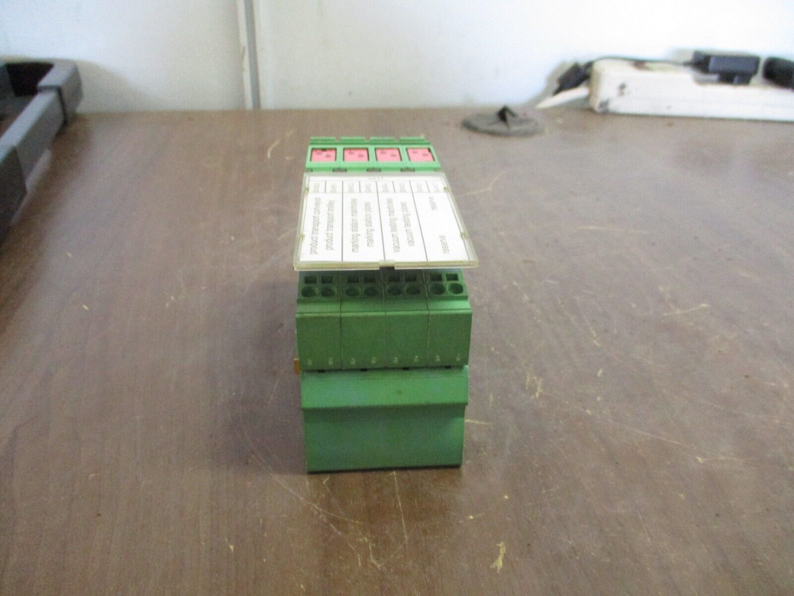 Phoenix Contact IBIL24DO8 Interbus Coupler 2726269 HW: 01 w/ Terminal Cover Used