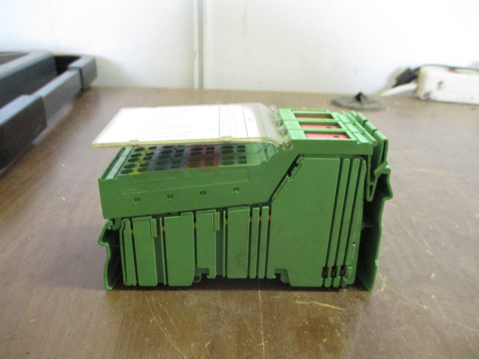 Phoenix Contact IBIL24DO8 Interbus Coupler 2726269 HW: 01 w/ Terminal Cover Used
