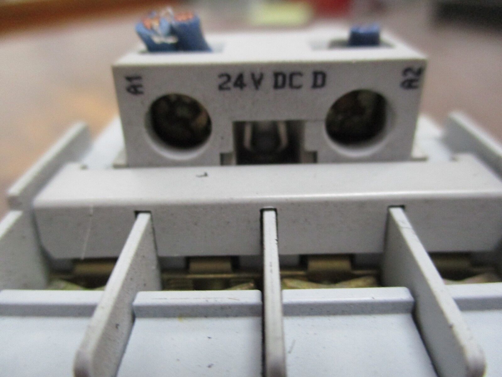 Allen-Bradley Safety Contactor 700S-CF440DJC 24VDC Coil 25A 600V Used