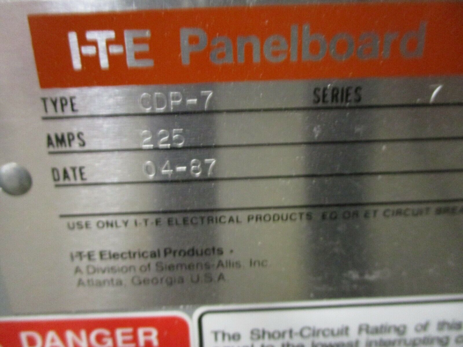 ITE Main Lug Breaker Panel CDP-7 225A Max 480Y/277 3Ph 4W Used