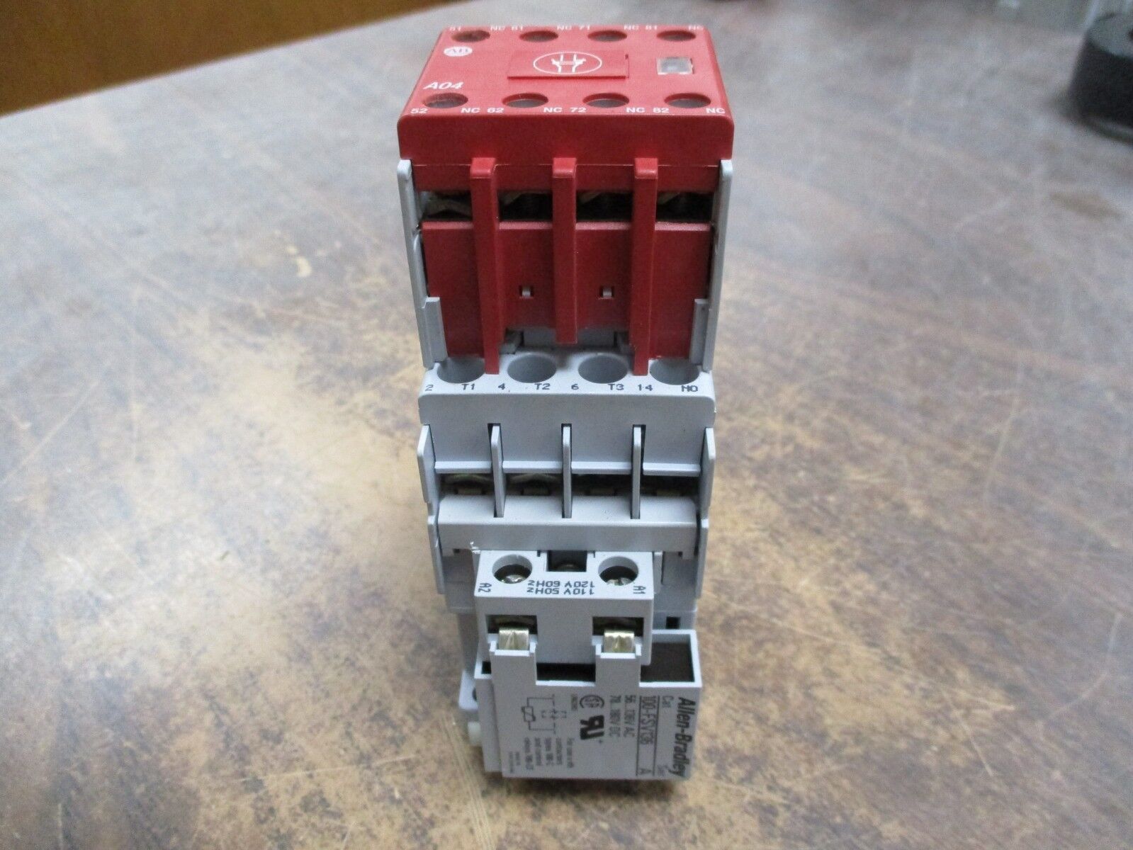 Allen-Bradley Safety Contactor 100S-C09UD14C 120V Coil 25A 600V Used