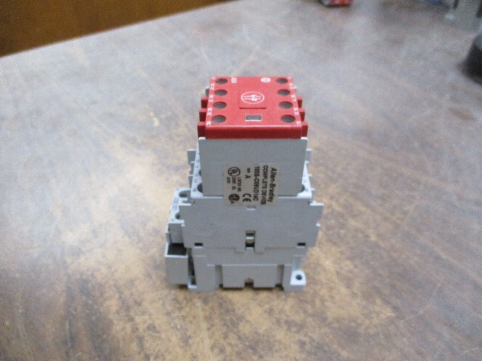 Allen-Bradley Safety Contactor 100S-C09UD14C 120V Coil 25A 600V Used