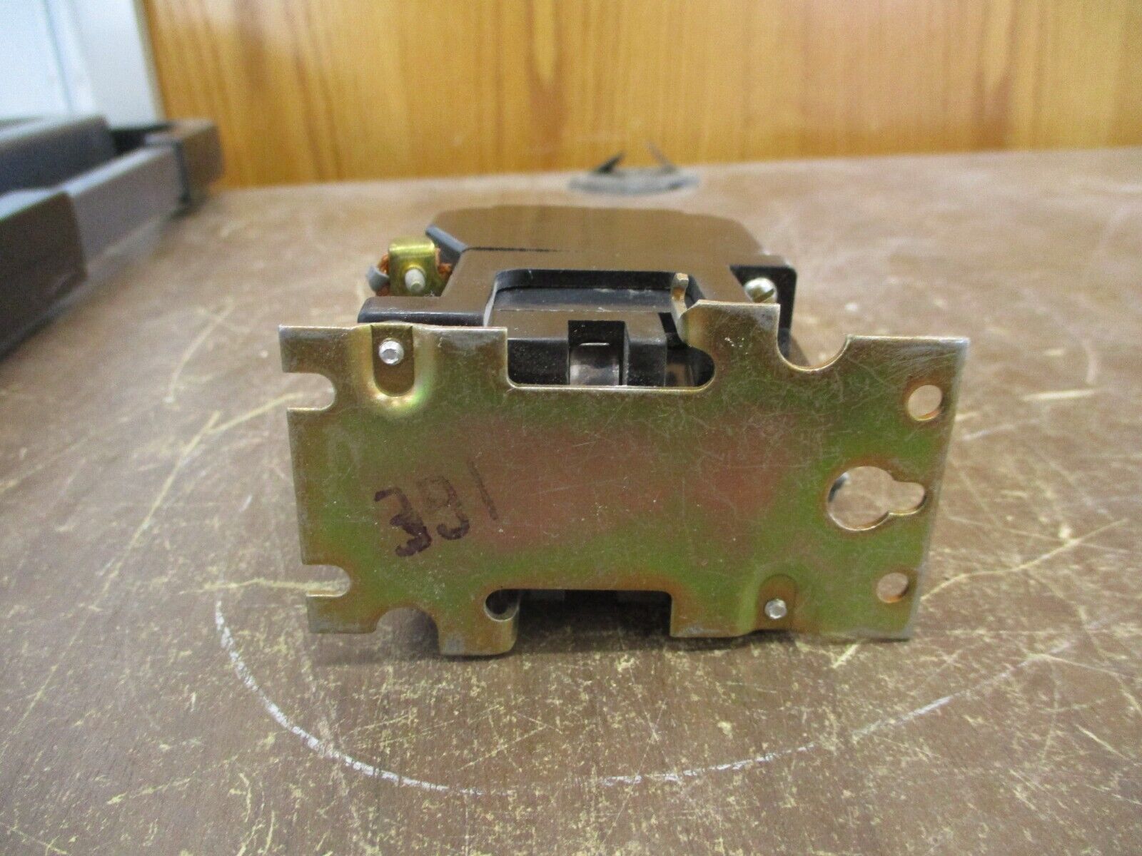 Westinghouse Control Relay BF11F Style: 765A949G01 120V Coil 10A 300V Used