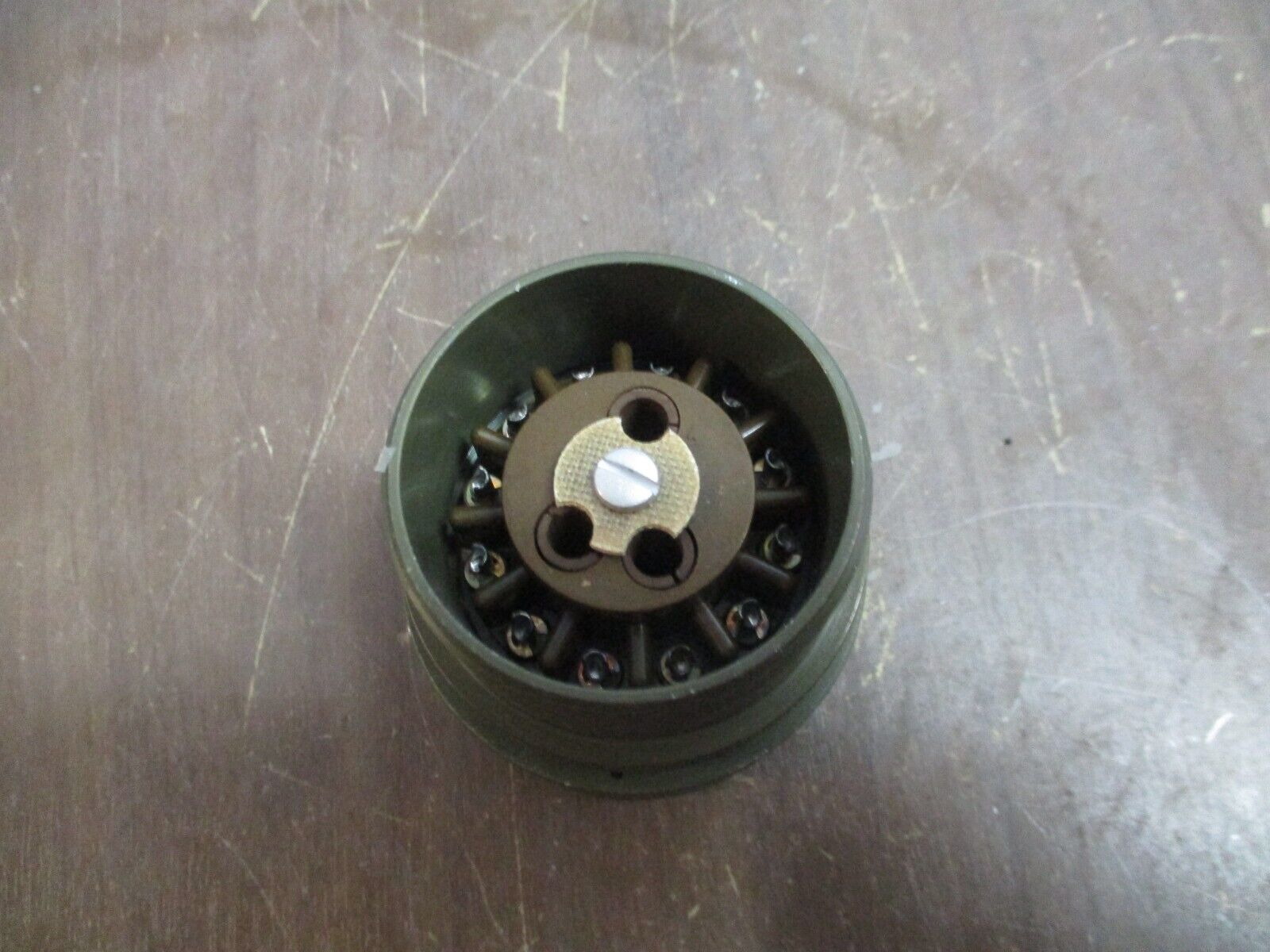 Amphenol Connector 97-3106A36-405S 15-Pin Used