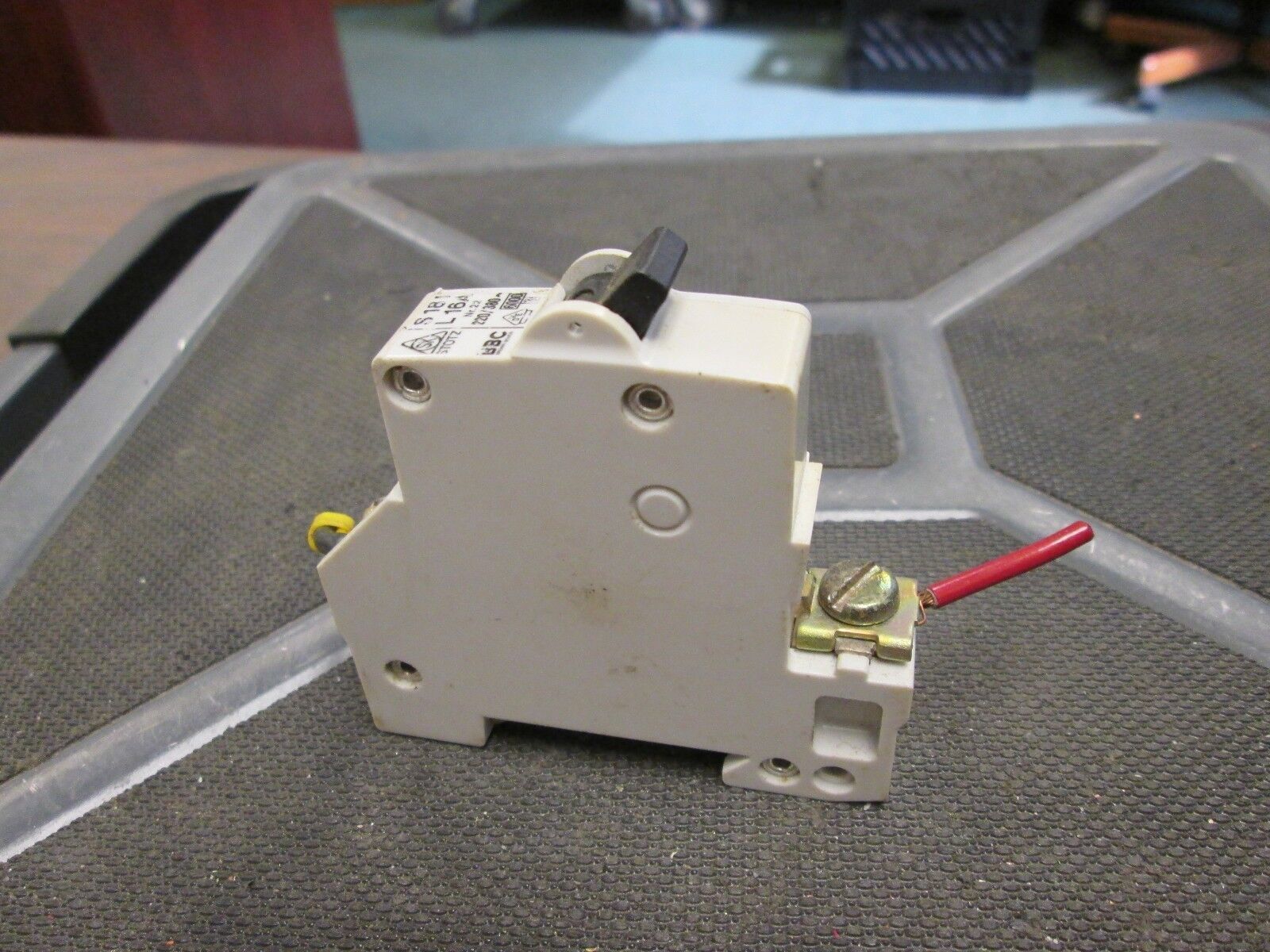 BBC STOTZ S181L16A 16A 22/380V 1P