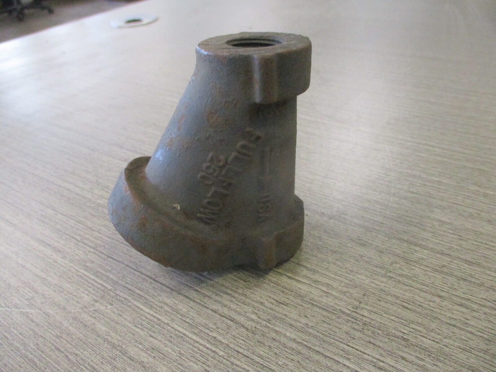 Full-Flow Y-Strainer Valve 250 Used