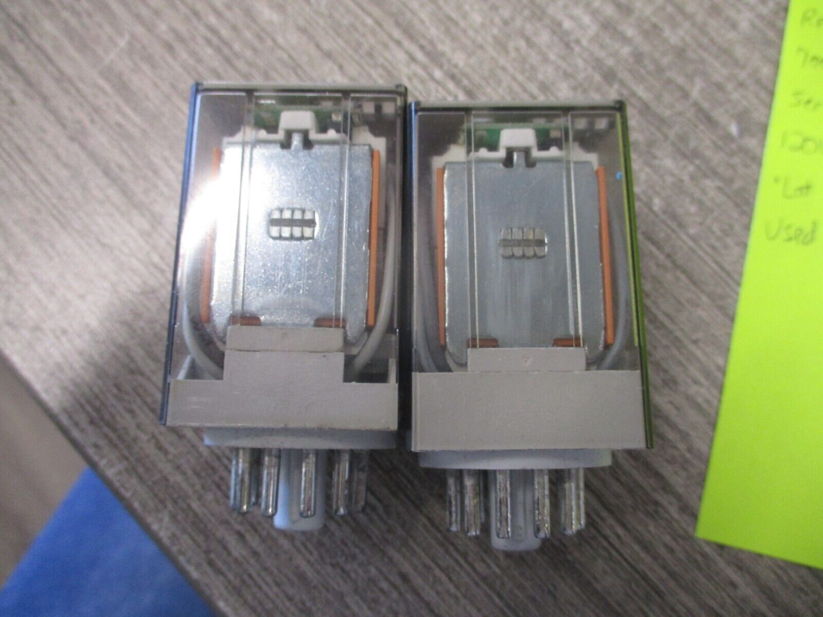 Allen-Bradley Relay 700-HA33A1-4 Ser.D 120V Coil Lot of 2 Used