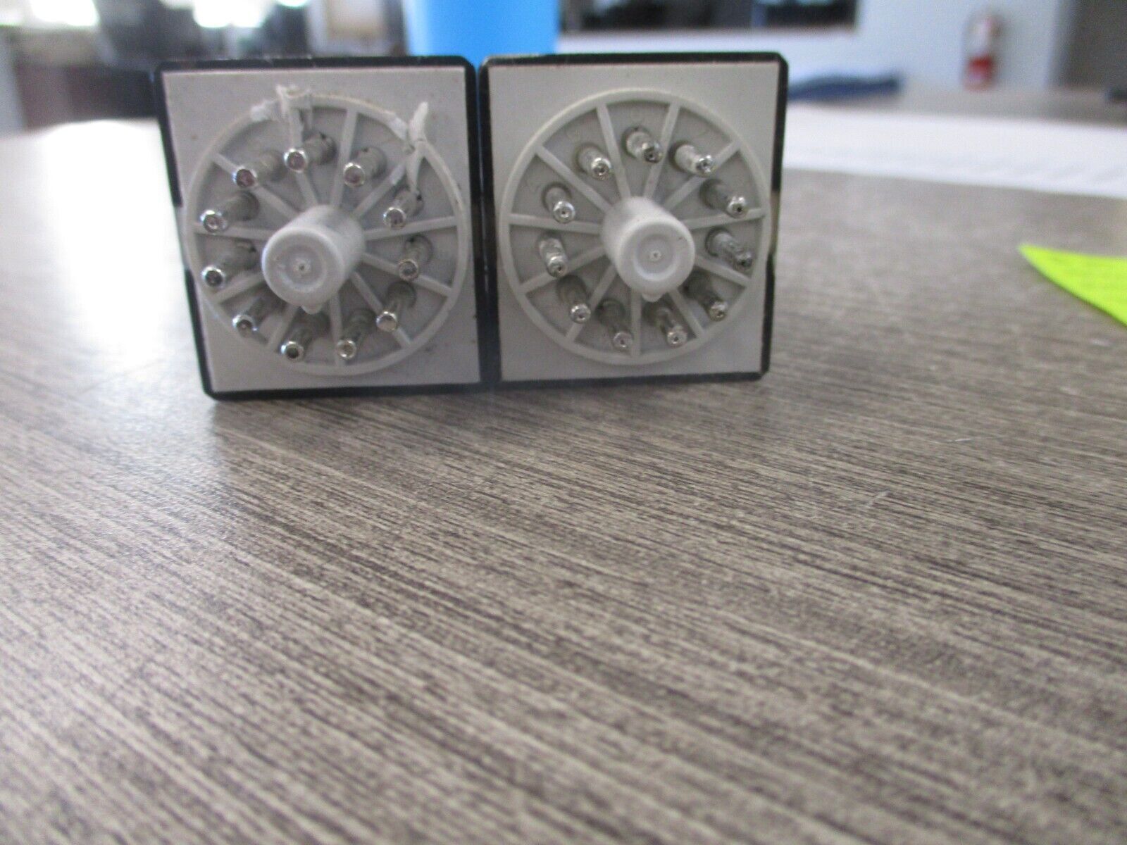 Allen-Bradley Relay 700-HA33A1-4 Ser.D 120V Coil Lot of 2 Used