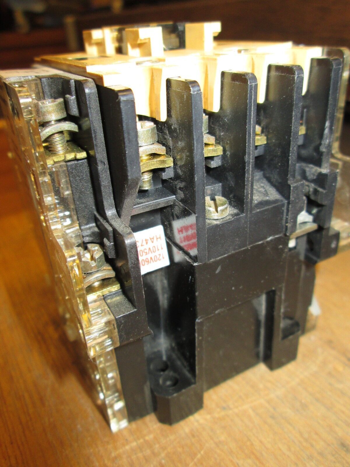 Allen-Bradley Contactor 700-FX400A1 w/ 195-BL11 Aux 120V Coil Used
