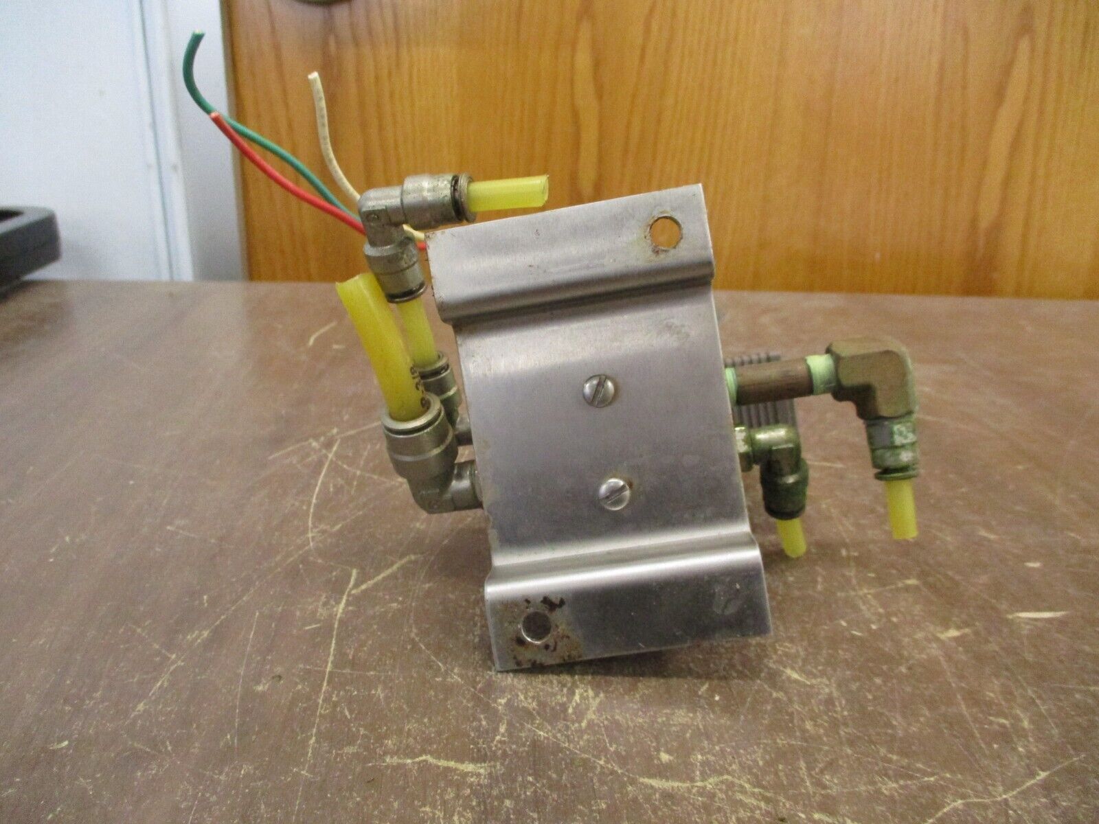 Burkert Solenoid Valve 420-G-1/8-B-PL-1/8 120V Coil 115PSI Used