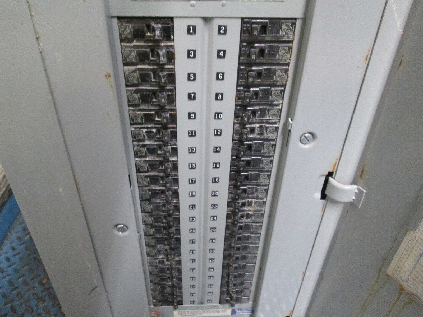 ITE Main Lug Circuit Breaker Panel CDP-7 225A Max 42-Slot 208Y/120V 3Ph 4W Used