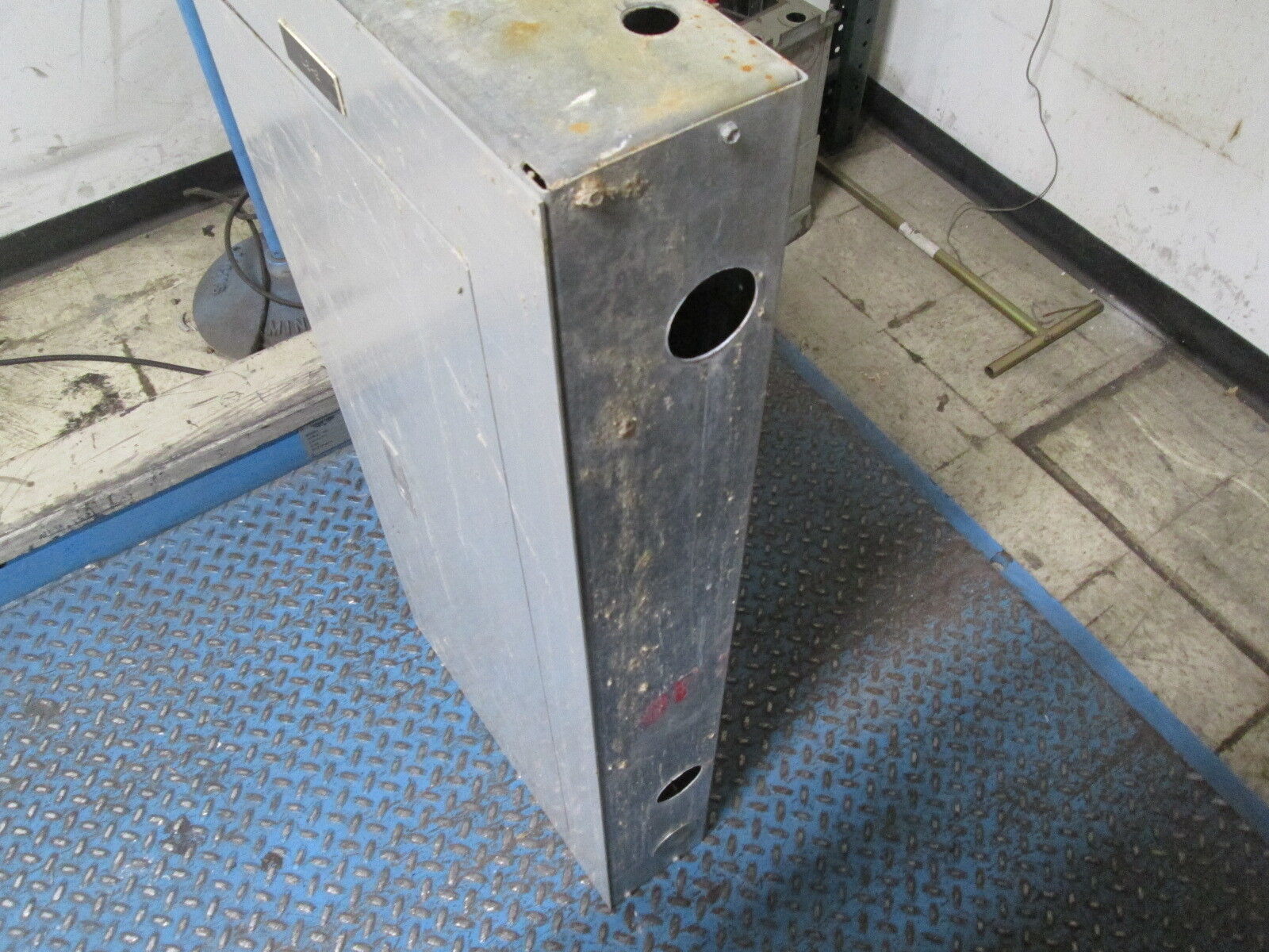 ITE Main Lug Circuit Breaker Panel CDP-7 225A Max 42-Slot 208Y/120V 3Ph 4W Used